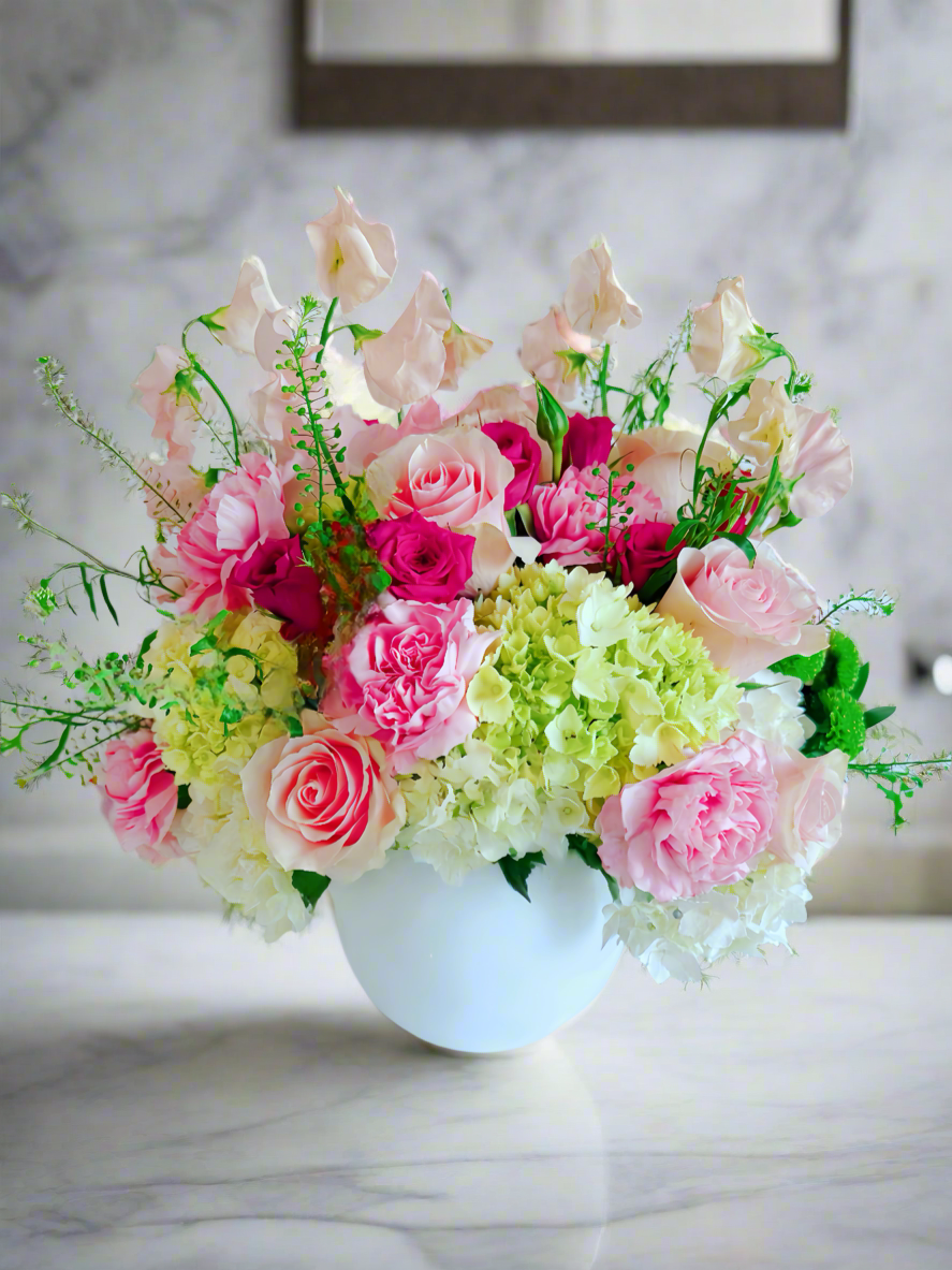 Soft Bloom - Short Flower vase arrangement