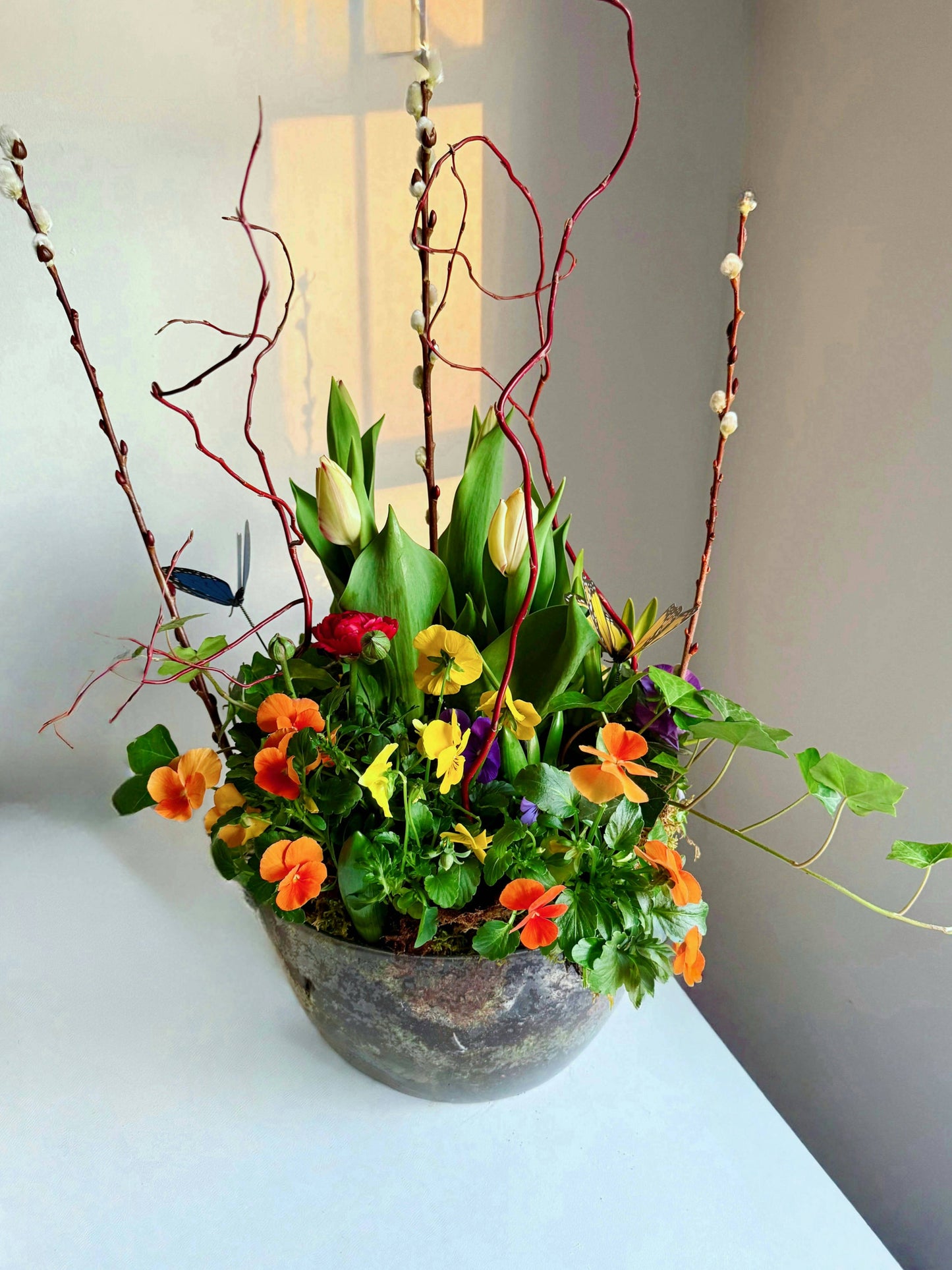 Petal Paradise-Plant centrepiece