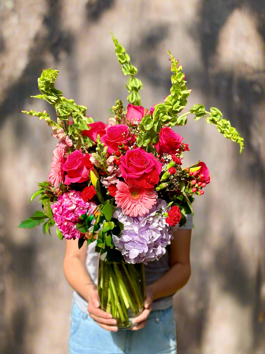 Bloomandpetals_Oakville_vase arrangement 
